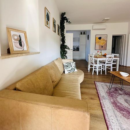 Apartman Zagi โรวีน ภายนอก รูปภาพ