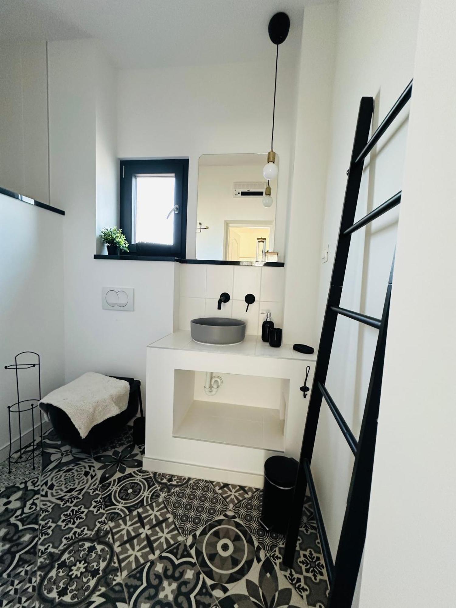 Apartman Zagi โรวีน ภายนอก รูปภาพ